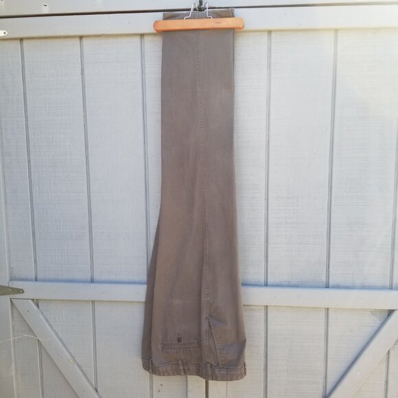 Lands’ End Men's Traditional Fit Chino Pants Size: 35W x 34.5L - Picture 3 of 6